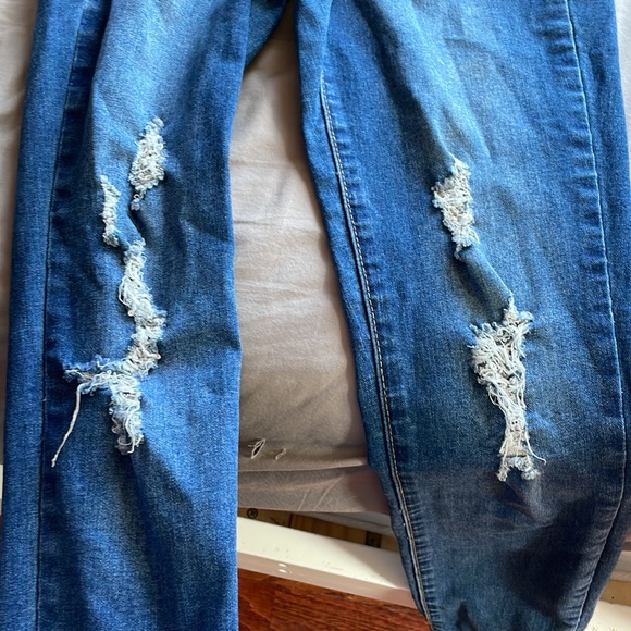 High Rise Jeans - Picture 5 of 6